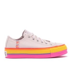 Converse (Size 8 - Women)